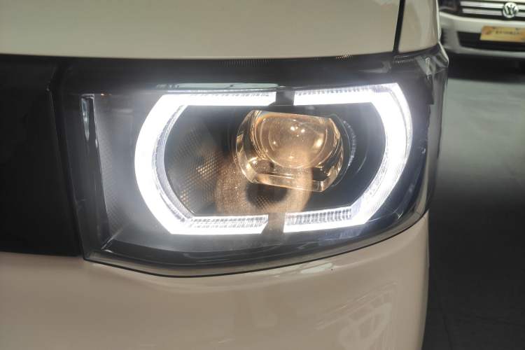 Used Wuling Hongguang MINIEV 2021 Macaron Premium Model – Lithium Iron Phosphate