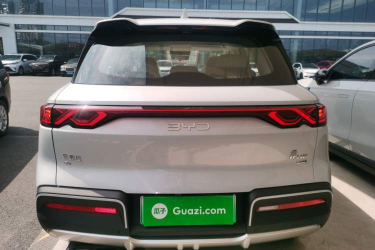 Used BYD Yuan UP 2025 Intelligent Driving Version 401 KM Dynamic Edition Rear