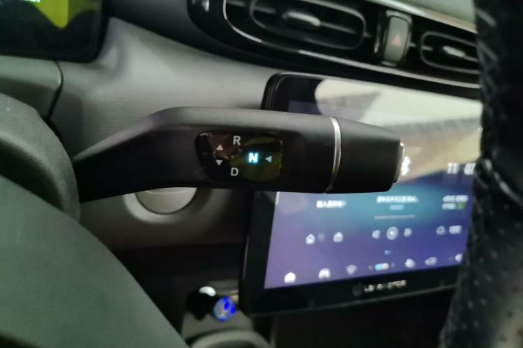 Used Leapmotor T03 2025 310 Comfort Edition Gear Lever