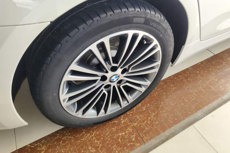 Used BMW 5 Series 2019 530Li Luxury Edition Premium Package
