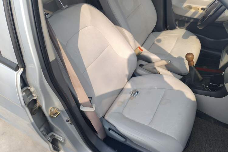 Used FAW Xiali N5 2014 1.3L Manual Comfort Version
