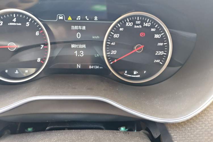 Used Baojun 730 2017 1.8L iAMT Luxury Version 7-Seater