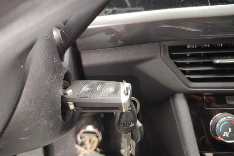 Used Volkswagen Bora 2021 1.5L Automatic Comfort Smart Connect Edition Vehicle Key