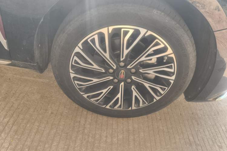 Used Hongqi H5 2024 2.0T Automatic Smart Connect Flagship Edition