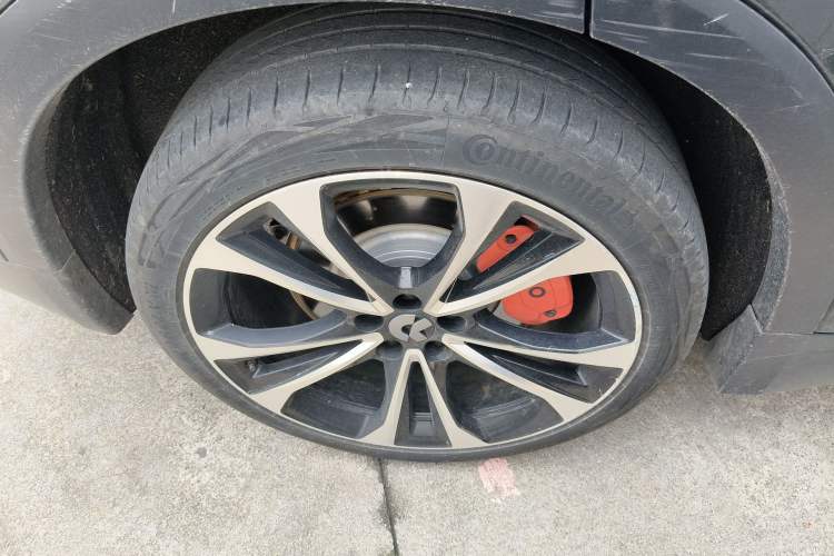 Used Nio ES8 2023 100kWh Signature Edition Right Rear Wheel Hub