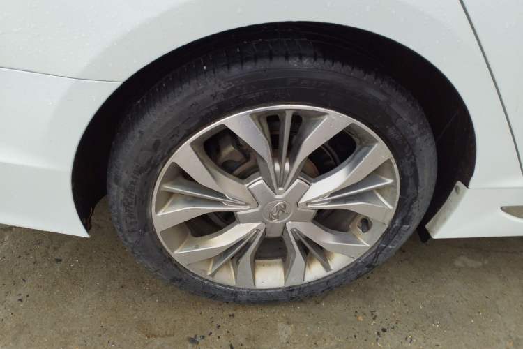 Used Hyundai Sonata 2015 2.4L LUX Ultimate Trim