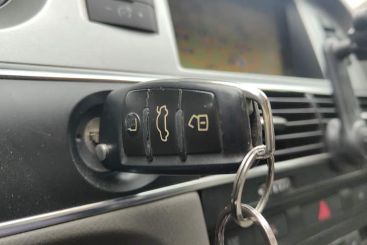 Used Audi A6L 2011 3.0 TFSI quattro Luxury Model
