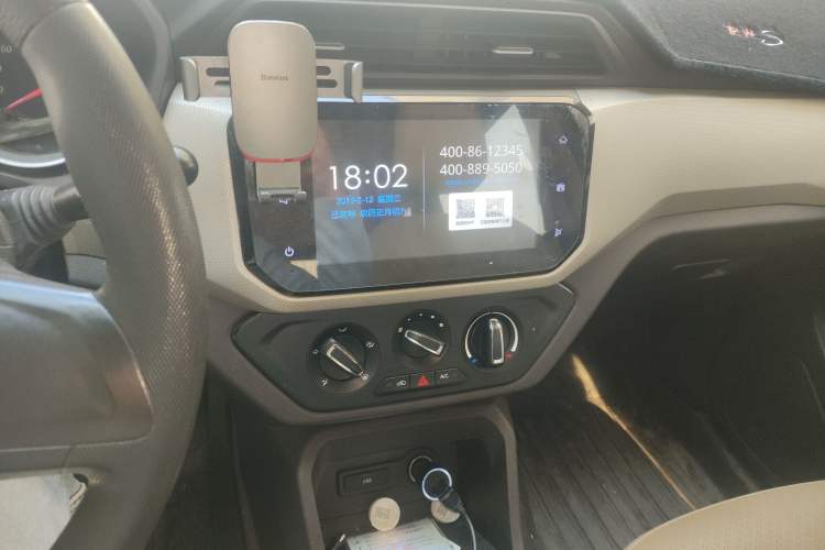 Used Wuling Hongguang 2019 1.5L S Comfort Edition China VI LAR
