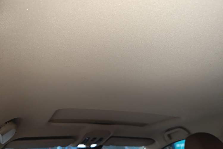 Used Haval H2 2015 1.5T Automatic Two-Wheel Drive Elite Edition Headliner