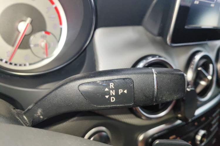 Used Mercedes-Benz GLA 2016 GLA 200 Sport Edition Gear Lever