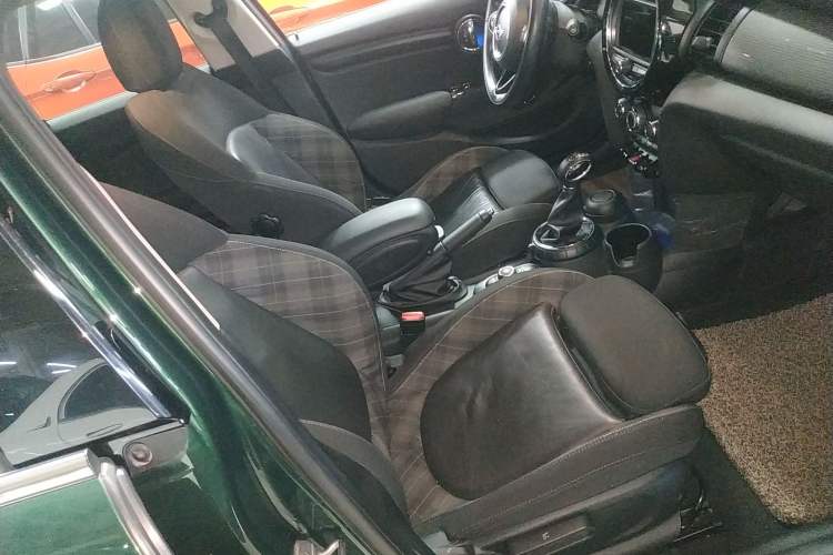 Used MINI 2016 1.5T COOPER Five-Door Edition