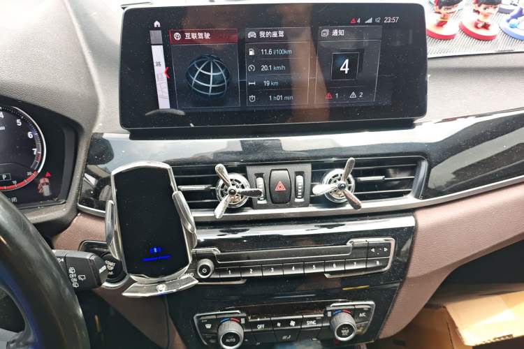 Used BMW X1 2020 sDrive20Li Premium Edition Audio And AC Panel