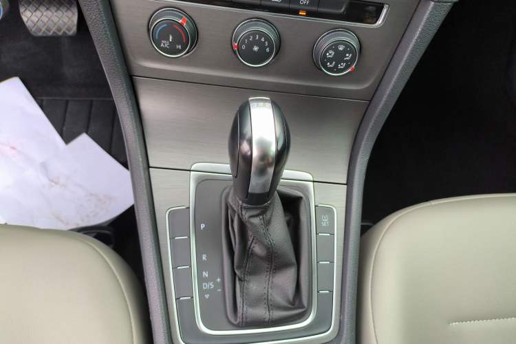 Used Volkswagen Golf 2015 1.4TSI Automatic Comfort Model