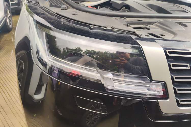 Used Land Rover Range 2023 3.0 L6 400 PS Prestige Seven-Seater Extended Version
