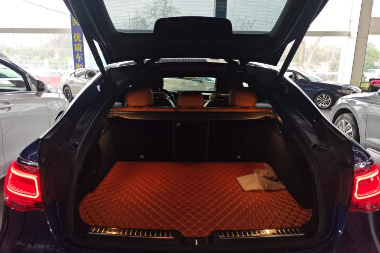 Used Mercedes-Benz GLC Coupe 2020 GLC 300 4MATIC Coupe SUV