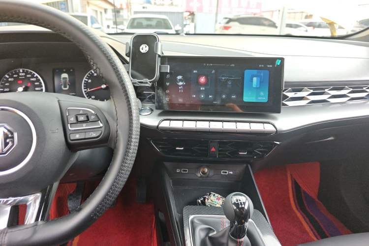 Used MG 5 2021 180 DVVT Manual Youth Luxury Edition