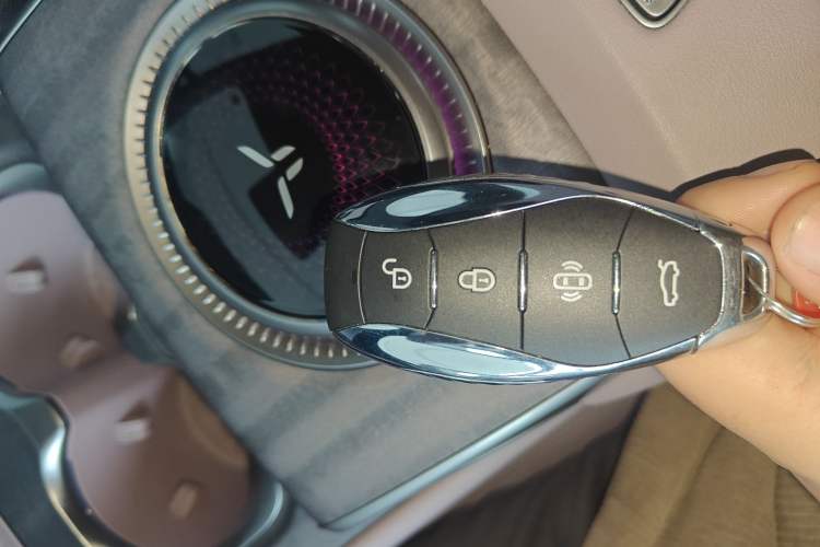 Used Hongqi Tiangong 08 2025 680 All-Wheel Drive Smart Selection Edition