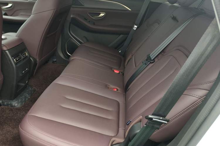 Used JETOUR X90 PLUS 2024 1.6TD DCT Villa 7-Seater
