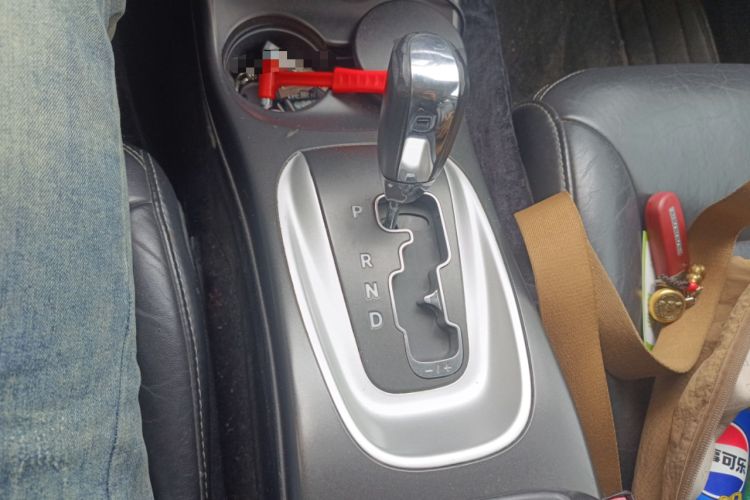 Used Dodge Journey 2013 2.4L Two-Wheel Drive Luxury Version
