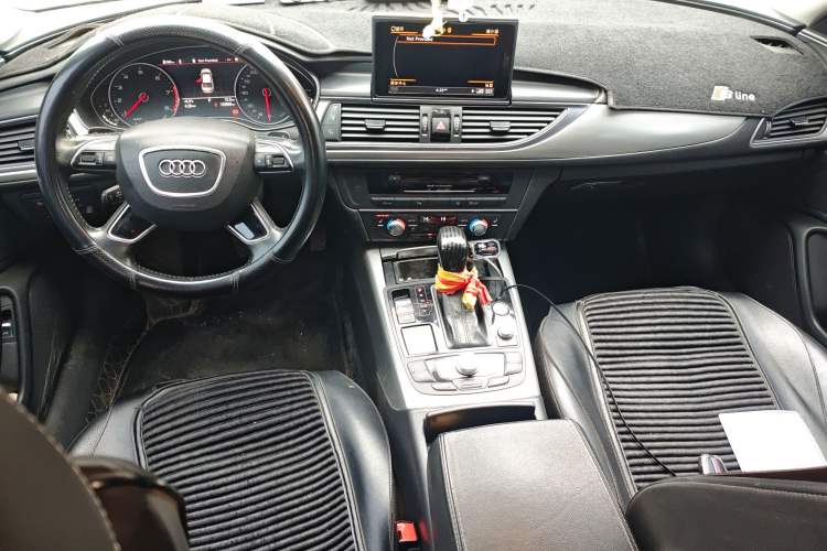 Used Audi A6L 2018 30th Anniversary Edition 35 TFSI Fashion Model
