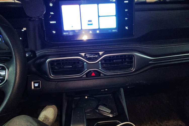 Used Radar King Kong 2025 430 km Two-Wheel Drive Long Bed – Lucky King Audio And AC Panel