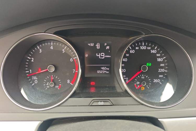 Used Volkswagen Lamando 2017 230TSI DSG Fashion Edition Instrument Cluster