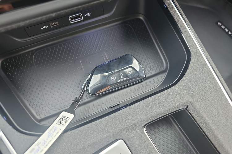 Used Volkswagen Lamando 2024 Lavida L 280TSI DSG Cool & Spicy Edition Vehicle Key