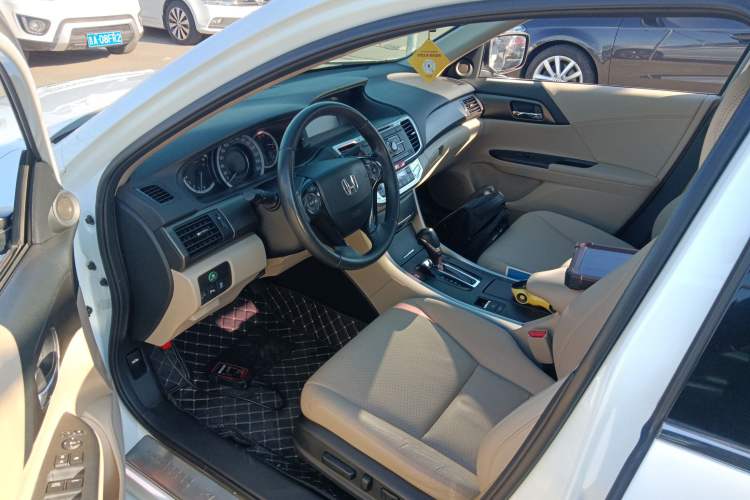 Used Honda Accord 2014 2.0L EX Luxury Edition