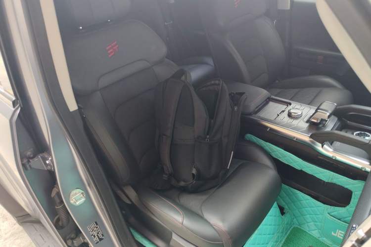 Used JETOUR Traveler 2023 1.5T Two-Wheel Drive Discovery PRO