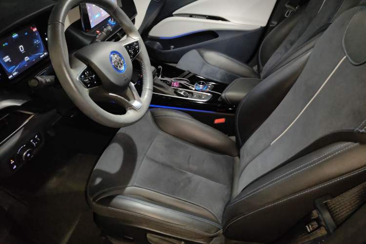 Used Buick Velite 6 2020 Plug-in Hybrid Connected Smart Model