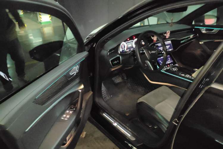 Used Audi A6L 2023 Revised 45 TFSI Prestige Dynamic Edition
