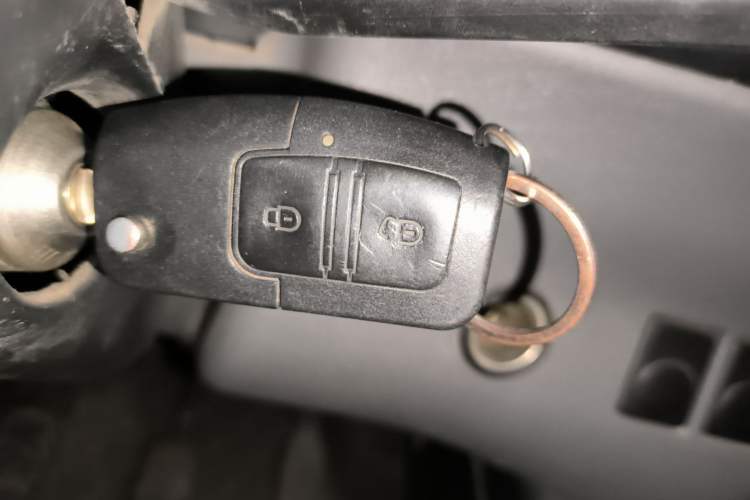 Used JMC Transit 2017 2.8T Commercial Version Short Wheelbase Mid-Roof 6/7/8-Seater JX493