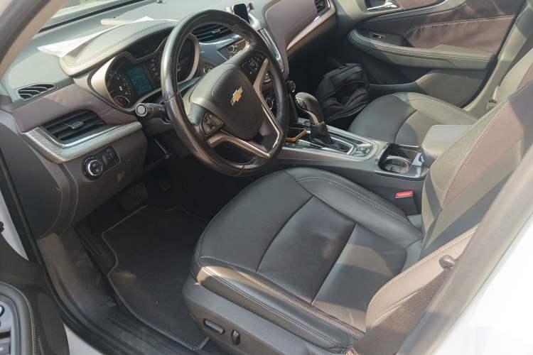 Used Chevrolet Malibu 2016 2.0L Automatic Luxury Edition
