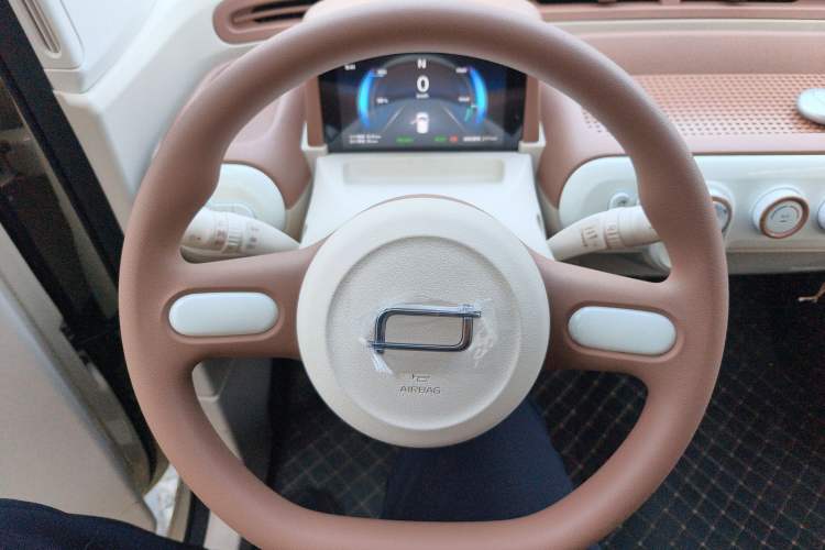 Used Bestune Pony 2026 222km Colorful Horse Steering Wheel