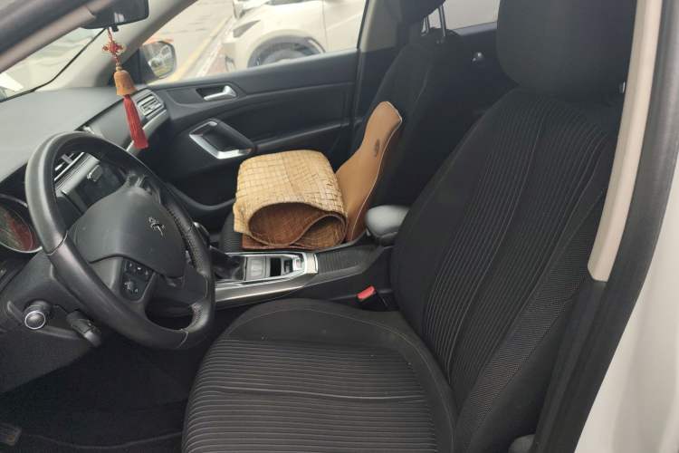 Used Peugeot 408 2014 1.8L Automatic Luxury Edition Left Front Seat