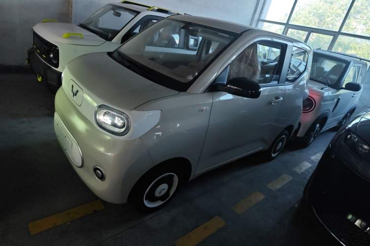 Used Wuling Hongguang MINIEV 2024 3rd Generation 215km Youth Edition