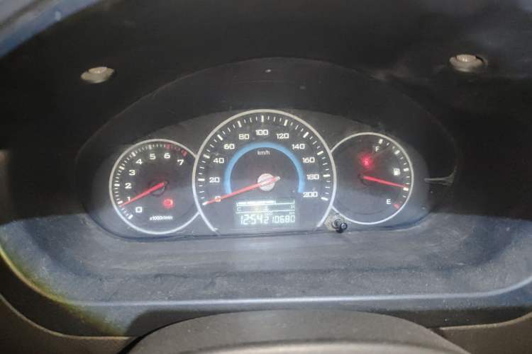 Used Wuling Rongguang V 2015 1.5L Standard Version Instrument Cluster