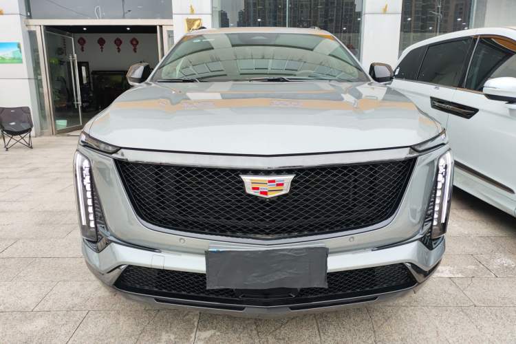 Used Cadillac XT5 2025 2.0T Platinum Edition

