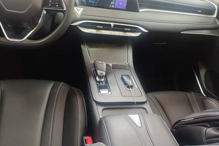 Used Venucia V 2021 260T Idol Edition