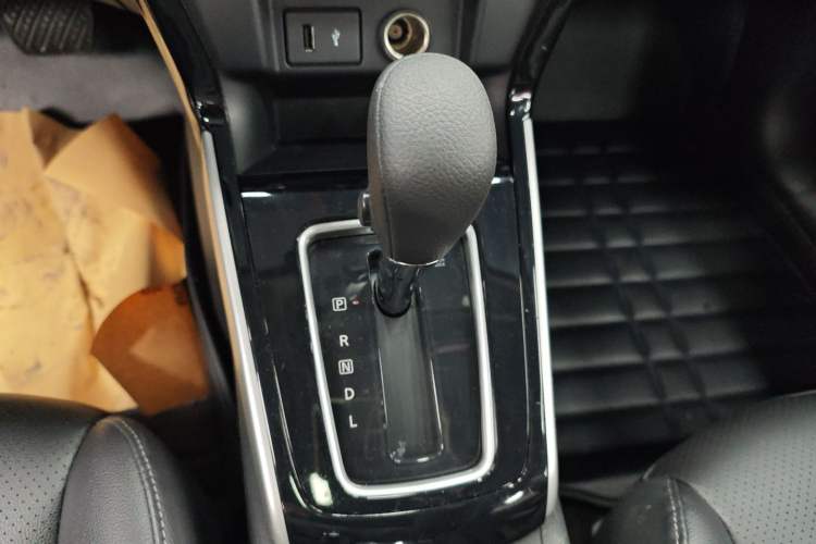 Used Nissan Sylphy 2021 Classic 1.6XL CVT Luxury Edition Gear Lever