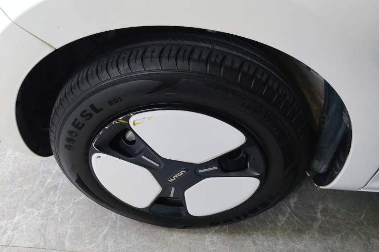 Used CHANGAN NEVO Lumin 2023 205km Xiangqin Version Exterior 4