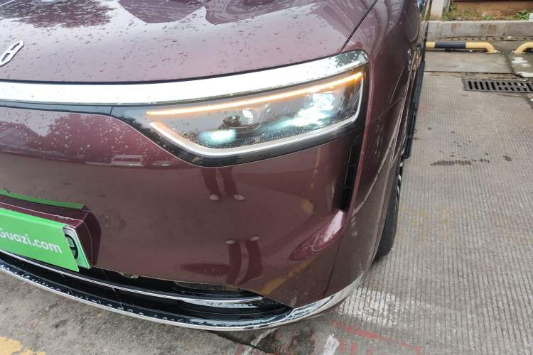 Used Hima AITO M8 2025 Extended-Range Ultra Version 53.4 kWh 5-Seater Edition