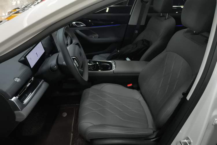 Used Geely Galaxy A7 2025 Model EM-i 150km Starship Edition
