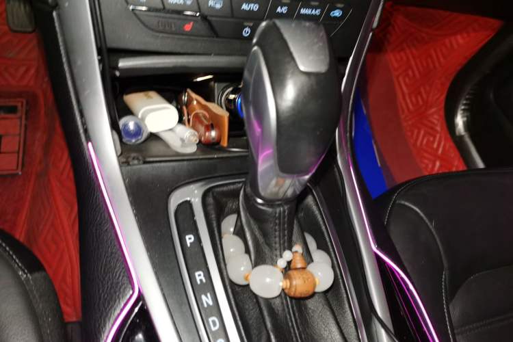 Used Ford Edge 2016 EcoBoost 245 Four-Wheel Drive Titanium Edition 7-Seater
