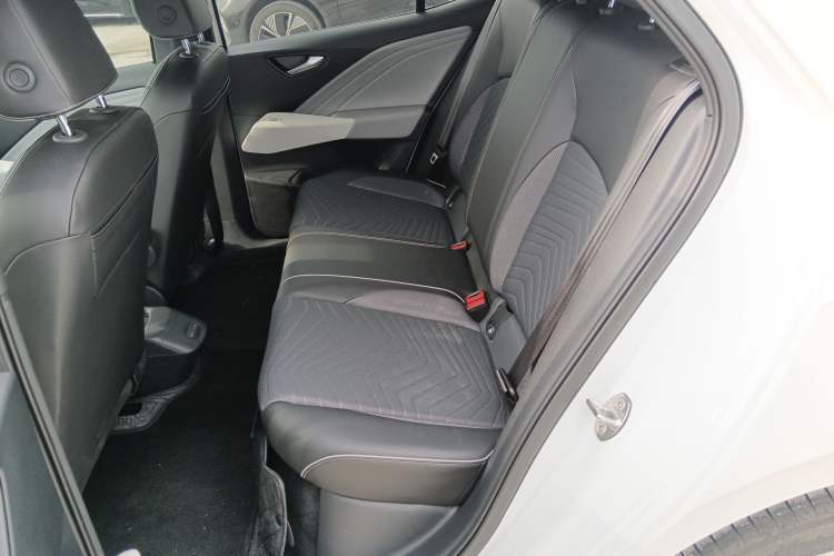 Used Volkswagen ID.3 2025 Smart Model Outstanding Oxygen Edition