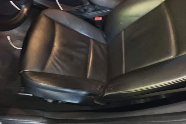 Used BMW X1 2012 sDrive18i Luxury Edition
