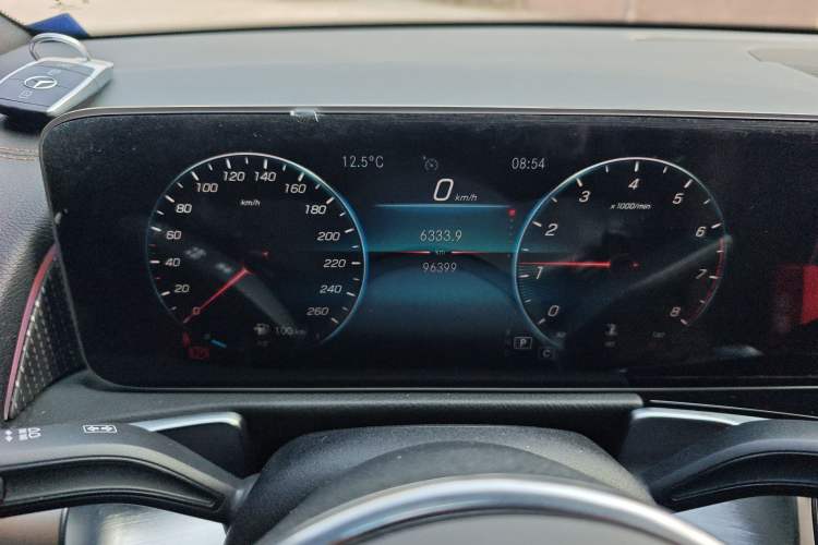 Used Mercedes-Benz GLB 2020 Updated GLB 200 Dynamic Edition Instrument Cluster