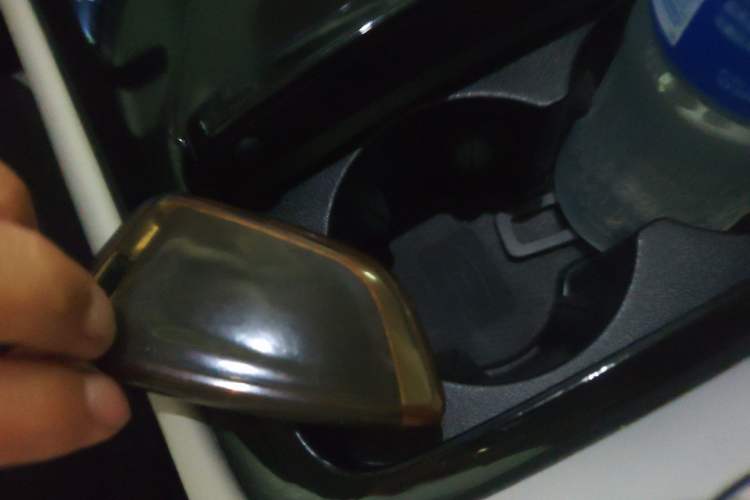 Used Denza D9 2022 DM-i 970 Four-Wheel Drive Flagship Model Vehicle Key