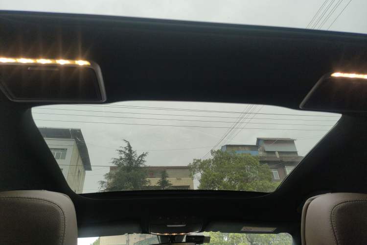 Used Mercedes-Benz E-Class 2021 E 260 L Sport Edition Headliner