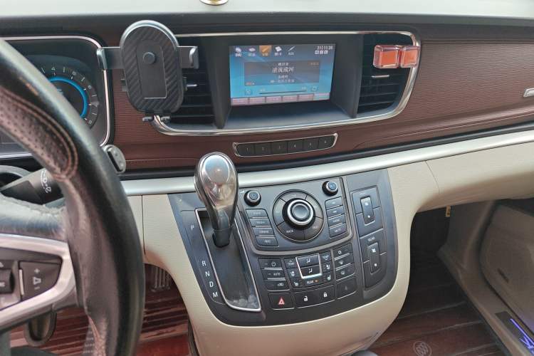 Used Buick GL8 2014 3.0L XT Luxury Business Flagship Edition